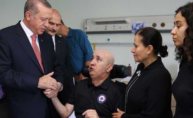 Erdoğan, Ankara'da 15 Temmuz gazilerini ziyaret etti