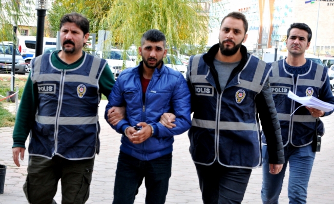 Sivas'ta hırsızlık zanlısı iki kişi yakalandı