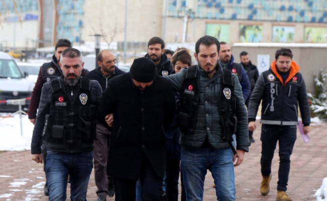 Sivas'ta uyuşturucu operasyonu: 4 gözaltı