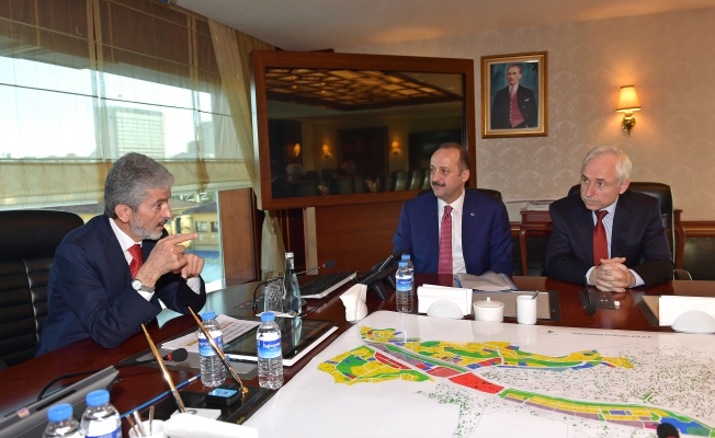 Başkan Tuna Mesut Akgül'ü Kabul Etti