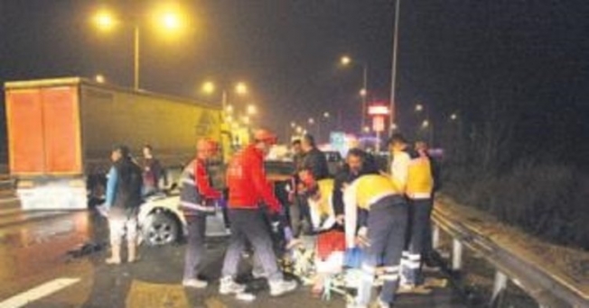 06 plakalı iki araç Bolu’da çarpıştı
