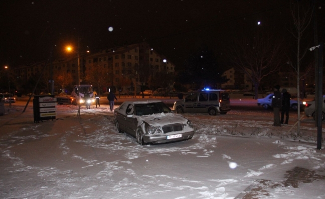 Konya'da kaza yapan aracın sürücüsü ölü bulundu
