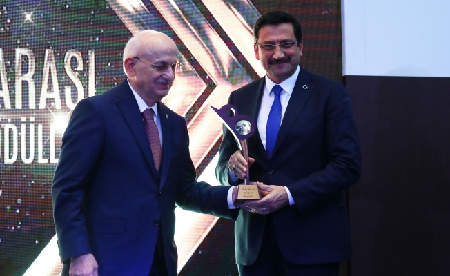 Mustafa Ak'a Yılın Doğaya Dönüş Projesi Ödülü