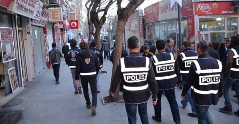 Ankara'da Asayiş!  Bin 700 Kişi Yakalandı!