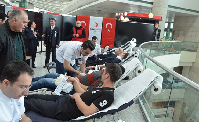 Esenboğa Havalimanı'nda Kan Bağışı Kampanyası