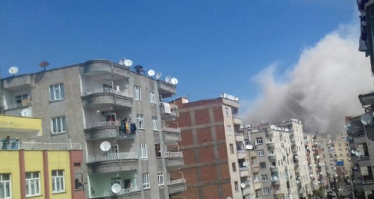 Diyarbakır'da patlama! Yaralılar var