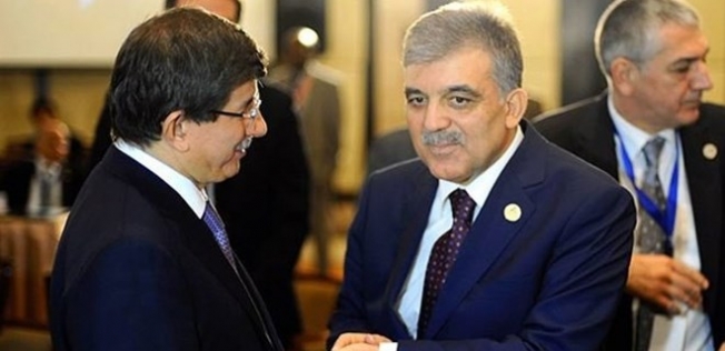 Abdullah Gül Ahmet Davutoğlu ile görüştü