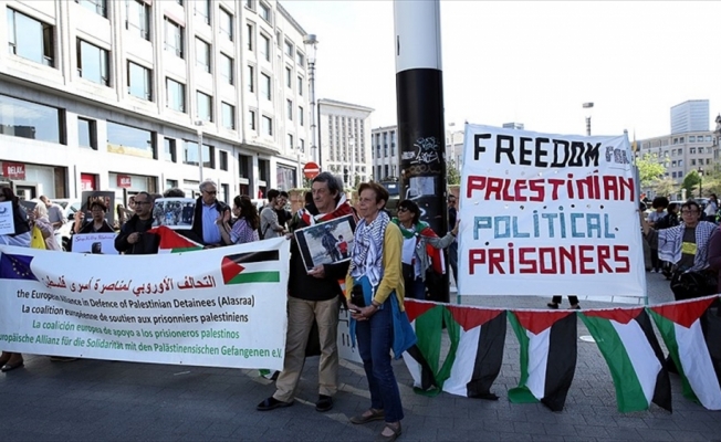 Brüksel'de Filistinli mahkumlara destek gösterisi