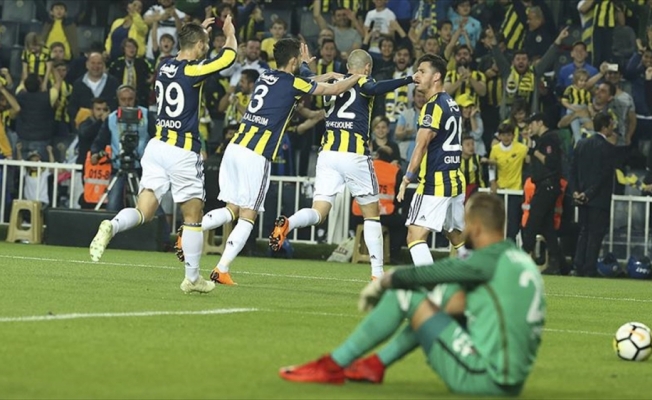 Fenerbahçe zirve takibini sürdürdü