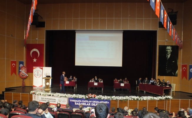 Sivas'ta ortaokullar arası bilgi yarışması finali