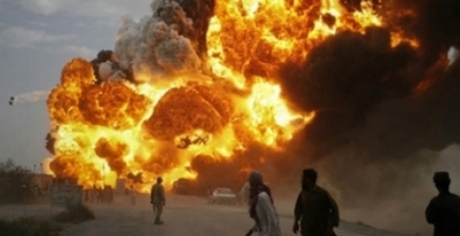 Afganistan'da şiddetli patlamalar