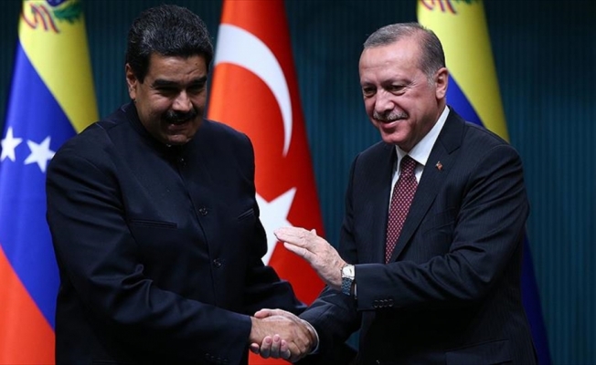 Cumhurbaşkanı Erdoğan Maduro'yu tebrik etti