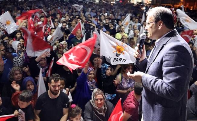 Başbakan Yardımcısı Çavuşoğlu: Türkiye'ye ihanet noktasına geldiler