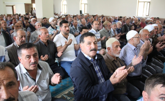 Karaca Ahmet Cami ibadete açıldı