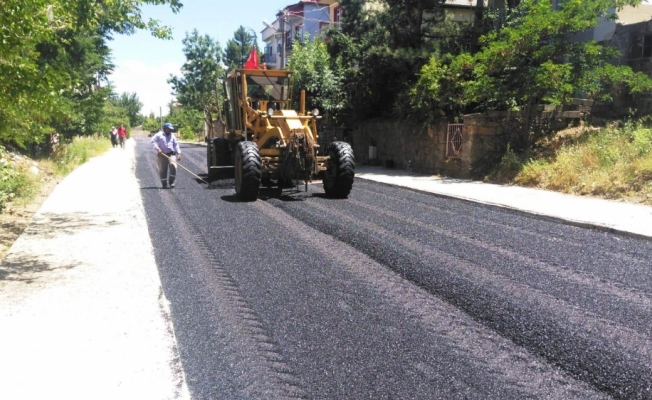 Seydişehir'de sıcak asfalt çalışması
