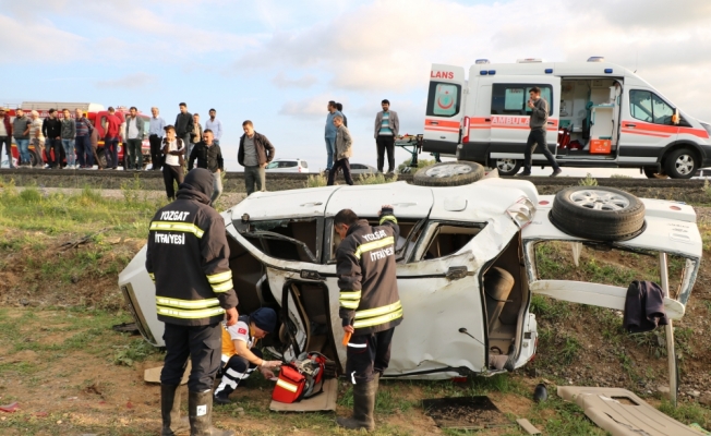 Yozgat'ta otomobil şarampole devrildi: 3 ölü