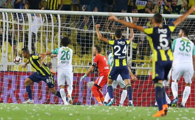 Fenerbahçe sezona galibiyetle başladı
