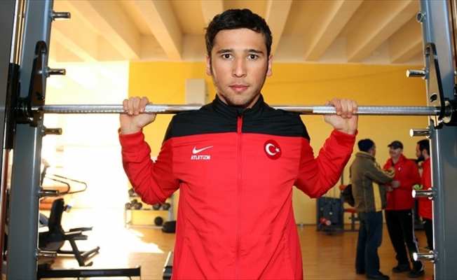 Türk atletten şampiyona rekoru