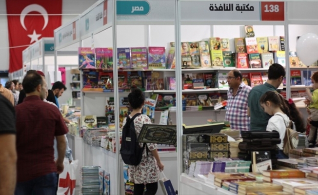 Arapça Kitap Fuarı'na büyük ilgi