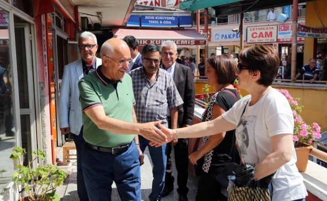 Başkan Yaşar'dan esnaf ziyareti