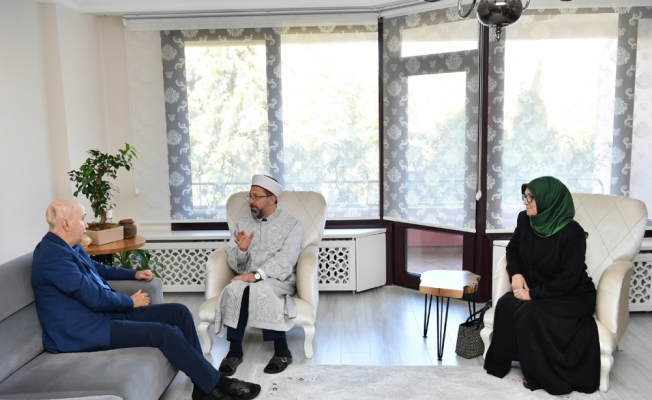 Diyanet İşleri Başkanı Erbaş'tan 15 Temmuz gazisi Aslan'a ziyaret