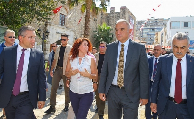 Kültür ve Turizm Bakanı Ersoy: 2023'te milli gelirin yüzde 8'ini turizm oluşturacak