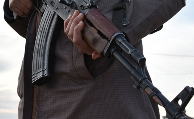 YPG/PKK Rakkalı gençleri Deyrizor'da çatışmaya zorluyor
