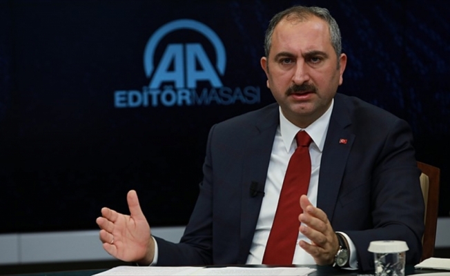 Adalet Bakanı Gül: Darbe girişimine yönelik 209 dava tamamlandı