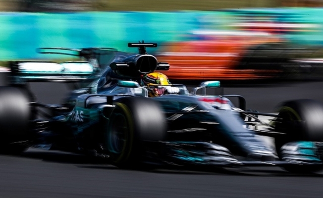 Lewis Hamilton şampiyonluğu garantiledi