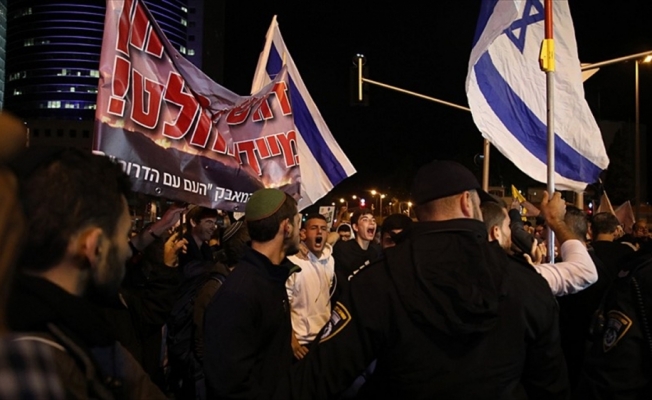 Tel Aviv'de Netanyahu karşıtı protesto