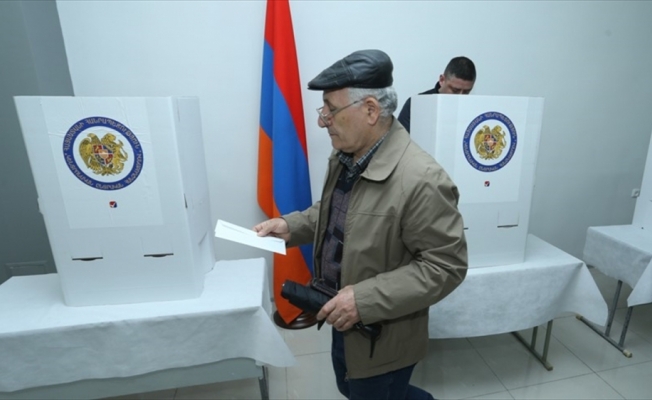 Ermenistan erken seçime gidiyor