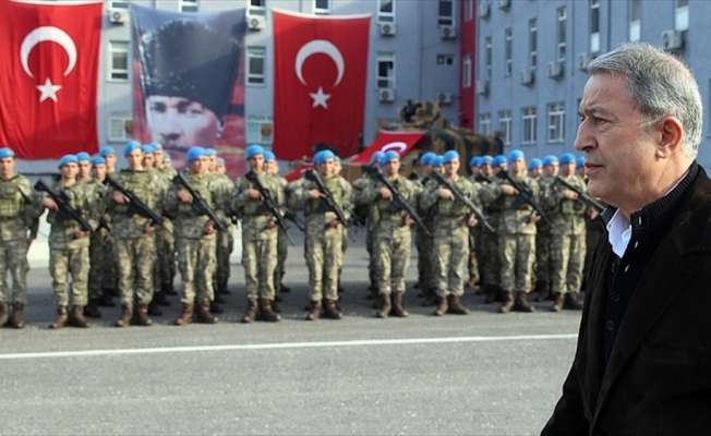 Bakan Akar: Mehmetçik Zeytin Dalı Harekatı'nda destan yazmıştır