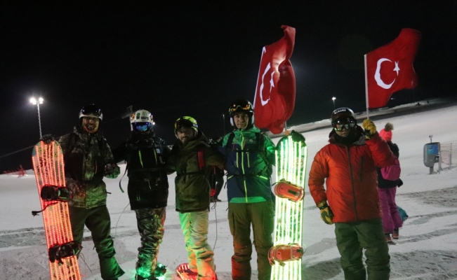 Yıldız Dağı'nda geleneksel kayak yarışması yapıldı