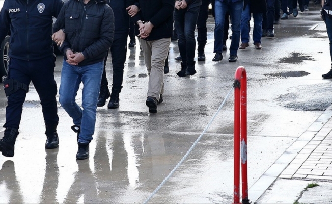 Bursa merkezli 20 ilde FETÖ operasyonu: 32 gözaltı