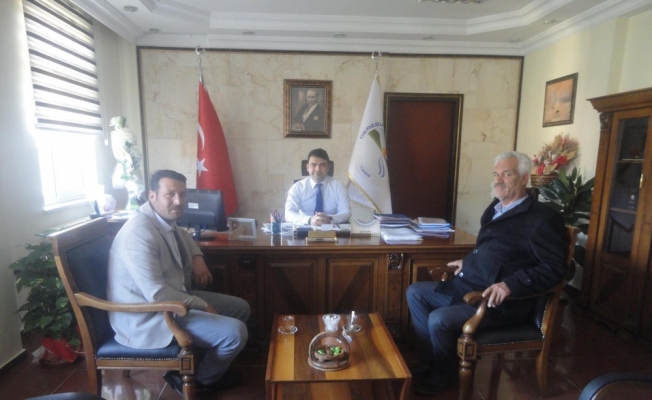 Derebucak'ta belediye başkanı adayları centilmenlik anlaşması yaptı