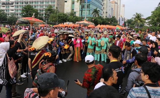Endonezya'da 'arabasız gün' etkinliğine yoğun ilgi