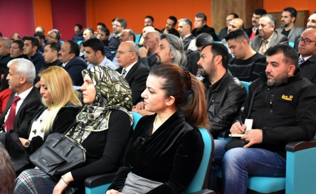 Karaman'da lider öğretmen konferansı