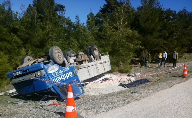 Eskişehir'de kamyonet devrildi: 1 ölü, 3 yaralı
