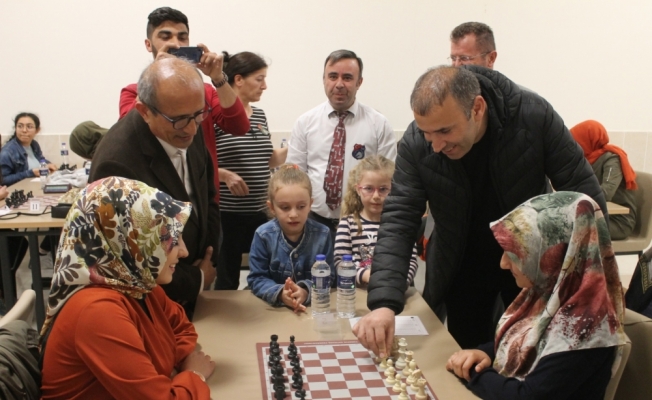 Karaman’da yurtlar arası satranç turnuvası