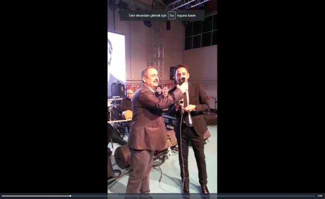 Mehmet Özhaseki'den Yıldızdoğan'ın konserine sürpriz bağlantı
