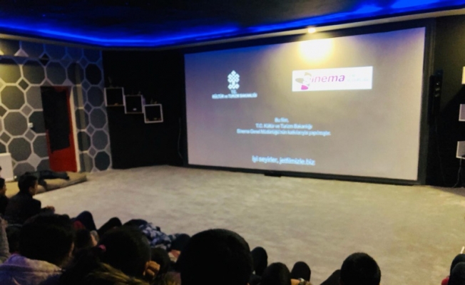 Ulaş'ta öğrenciler Çanakkale Zaferi filmini izledi