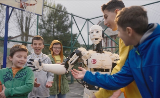 Çocuklar, Anadolu'da zeka gücü ile geleceğin robotlarını tasarlıyor