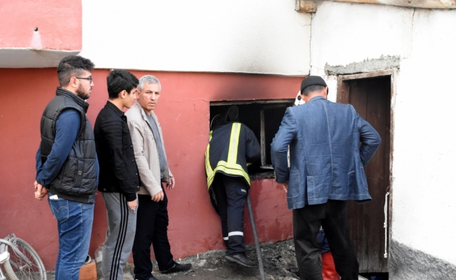 Kırıkkale'de ev yangını