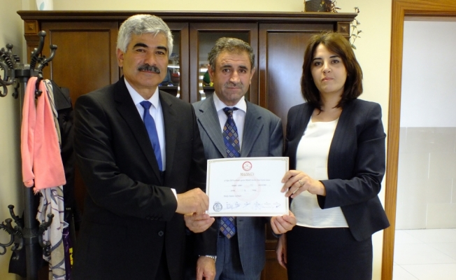 Ulaş Belediye Başkanı Turan İlbey, mazbatasını aldı