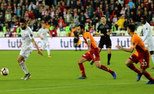 Galatasaray Sivas'ta yenildi