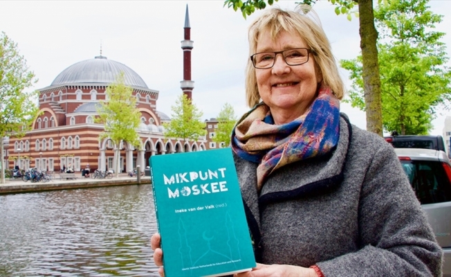 'Hollanda'da Müslümanlar için din özgürlüğü baskı altında'