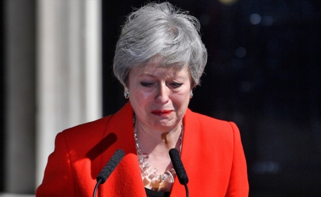 İngiltere Başbakanı May 7 Haziran'da istifa edeceğini açıkladı