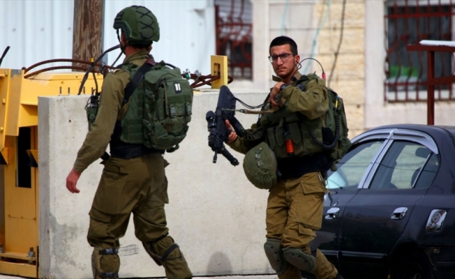İsrail polisi Kudüs’te Filistinli bir genci şehit etti