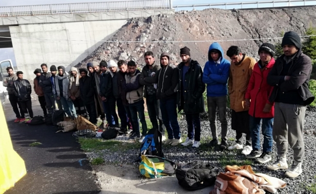 Kayseri'de 32 düzensiz göçmen yakalandı