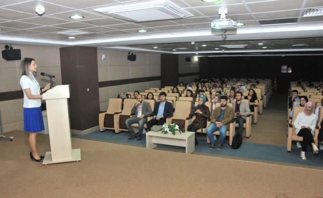 KMÜ'de bilinçsiz ilaç kullanımı semineri